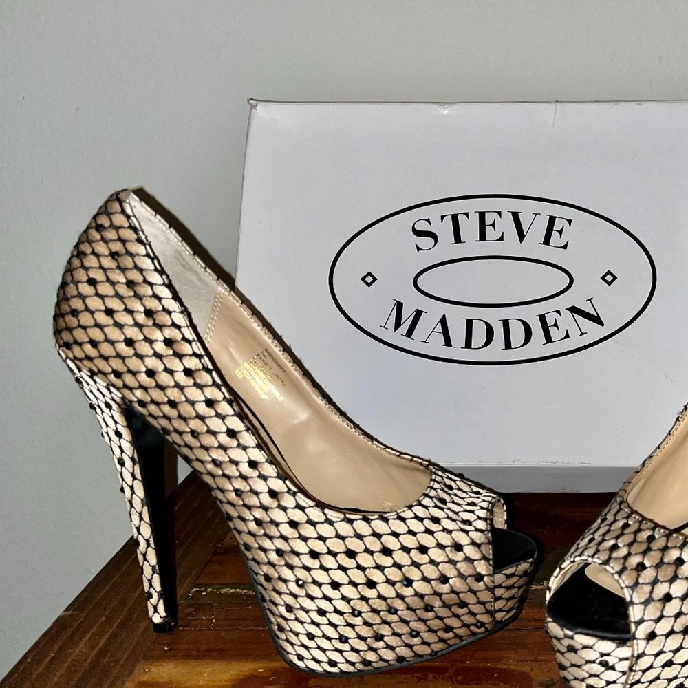 NIB 6" Steve Madden Platform Stiletto